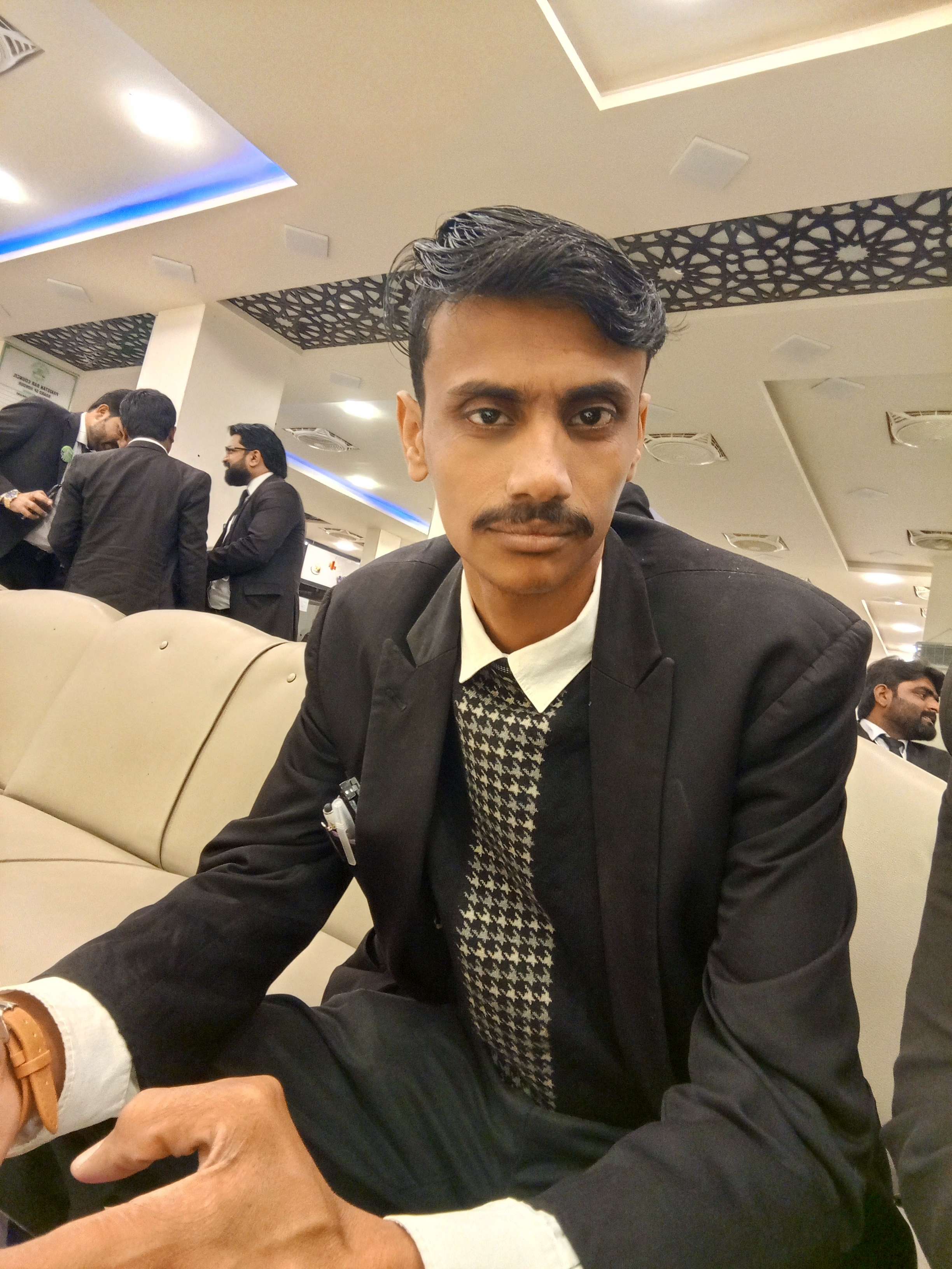 Candidate Image