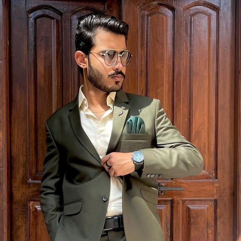 Uzair akbar